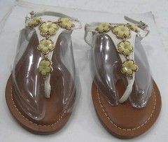 BAMBOO Summer WHITE FLOWER Back Strap Cute Shoes Sandals GIRL Size 12