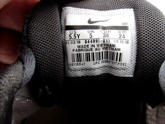 Nike Flex Experience RN 5 844995-011 Gray Running Shoes Sneakers Youth Sz 5.5Y