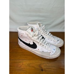 Nike Blazer Mid 77 Paint Splatter White Black Kids Sneakers DC7331-100 Size 6.5Y