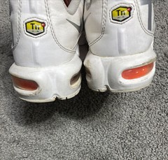 Nike Air Max Plus TN SE BG AR0005-100 Running Youth US 7 Women’s US 8.5 White