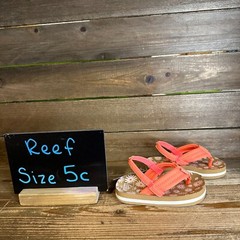 New NWT Little Kids Reef Ahi Coral Floral Thong Sandals Flip Flops Size 5 C