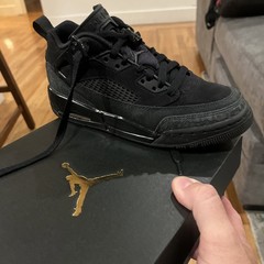 SIZE 5Y – JORDAN 4 SPIZIKE LOW – BLACK – FQ3959 001 – W/ BOX