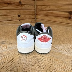 Air Jordan 1 Low og Travis Scott Olive size 1Y new/no box