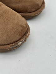 UGG Classic Mini II Youth Chestnut Sheepskin Boots Size 1 Winter Cozy 1130750K