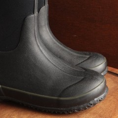 Bogs Boots Youth SZ 4 Black Classic High Handle Waterproof Chore Garden Outdoor