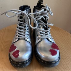 Dr Martens Kids 1460 Silver Heart Boots Size 11 Lace Up Combat Shoes EUC