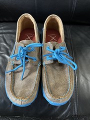 Twisted X Kid’s Driving Moccasin Shoes – Bomber/Neon Blue 3M. Twisted X youth