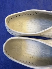 Native Jefferson White Water Friendly Slip On Sneaker J4 Big Kid Size 4