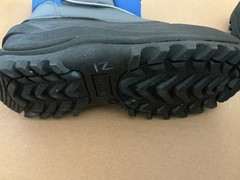 Itasca Big Kid Size 4 Winter Snow Boot Blue Insulated Waterproof Outdoor Travel