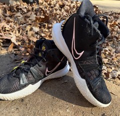 Nike Kyrie 7 GS ‚Ripple Effect‘ BASKETBALL CT4080-015 YOUTH SIZE 5.5Y