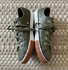 CONVERSE Chuck Taylor Junior 2 EUR 33.5 UK 1.5 All Star Leather Sneakers 661867C