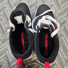 HEELYS Roller Shoes Sneakers Pro 20 Youth Size 6 Black Red Unisex Skates Canvas