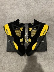 Size 6.5 (GS) – Jordan 4 Retro 2023 Mid Thunder