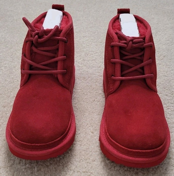 UGG Neumel II Chukka Boots Suede Big Kids Size 3 Samba Red 1017320K New