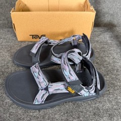 Teva Hurricane XLT2 Kids Sandals Black Multi Color 1019390C Size 1 US