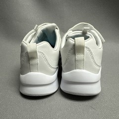 Sketchers Elastika Size 2.5 White School Shoes No Tie Non Marking Soles Sneakers