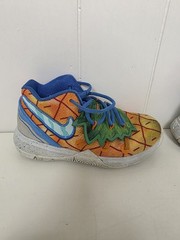 Nike Kyrie 5 x SpongeBob SquarePants Mid Pineapple House Size 11c
