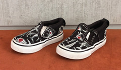VANS Off The Wall Asher V Toddlers Slip-On Skate Shoes ~ Sharks ~ Size 4 ~ EXC