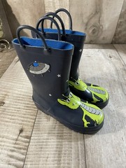 Gymboree Alien Rainboots Size 9