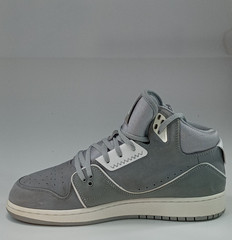 Nike Jordan 1 Flight 2 Sneakers 631784-014 Gray Youth Size 7Y