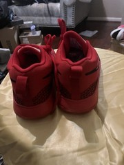 Nike Kyrie Flytrap 6 Red Black Athletic Shoes Youth Size 6Y (DQ8094-600)