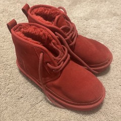 UGG Neumel II Boot Suede Upper 1017320K Chestnut Kids Size 3 Small Glue On Seam