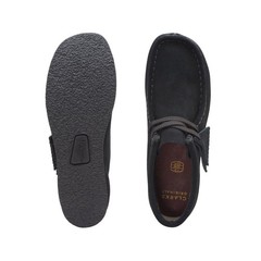 Clarks Older Boys Wallabee Boot O Black Suede 26168044