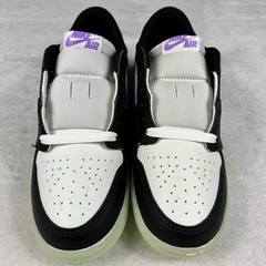 Nike Air Jordan 1 Retro Low OG (GS) Size Youth 5Y Black Raspberry New In Box