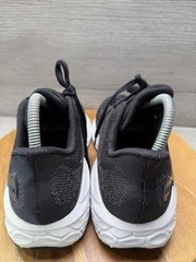 New Balance Fresh Foam X 860v13 Running Shoes Black. Kids 6.5. EU39
