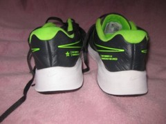 Youth Nike 4.5 Star Runner 2.0 Gray/Florescent Green Preowned