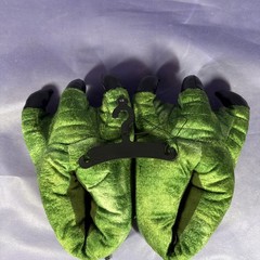 Pair Falls Creek Green Dinosaur Monster Reptile Claws Slippers Kid Size 1/2 PP