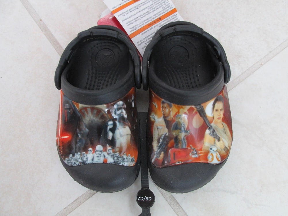 NEW Crocs Star Wars Black & Yellow Clogs Childs Kids Size C 6/7 $34.99
