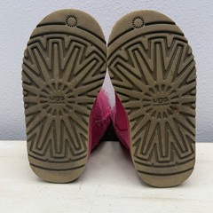 Ugg Pink Suede Bailey Bow Short Boots Size 9