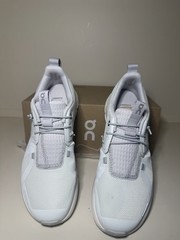 On Cloud Cloud Sky Ice Glacier 3YD11440608 Youth 4.5 Woman’s Size 6