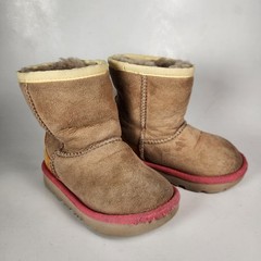 UGG Kids Classic Short II Boot Size 7 EU 23.5 Beachwood Papaya Suede Shoe