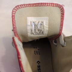 Red Converse Chuck Taylor All Star Size 1 YOUTH