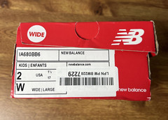 New Balance Kid’s 680 V6 Hook and Loop Running Shoe, Size 2 Wide Infant