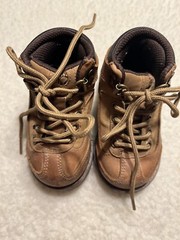 Buster Brown Unisex Toddler Leather Boots Non Marking Sole Gently Used Size 6
