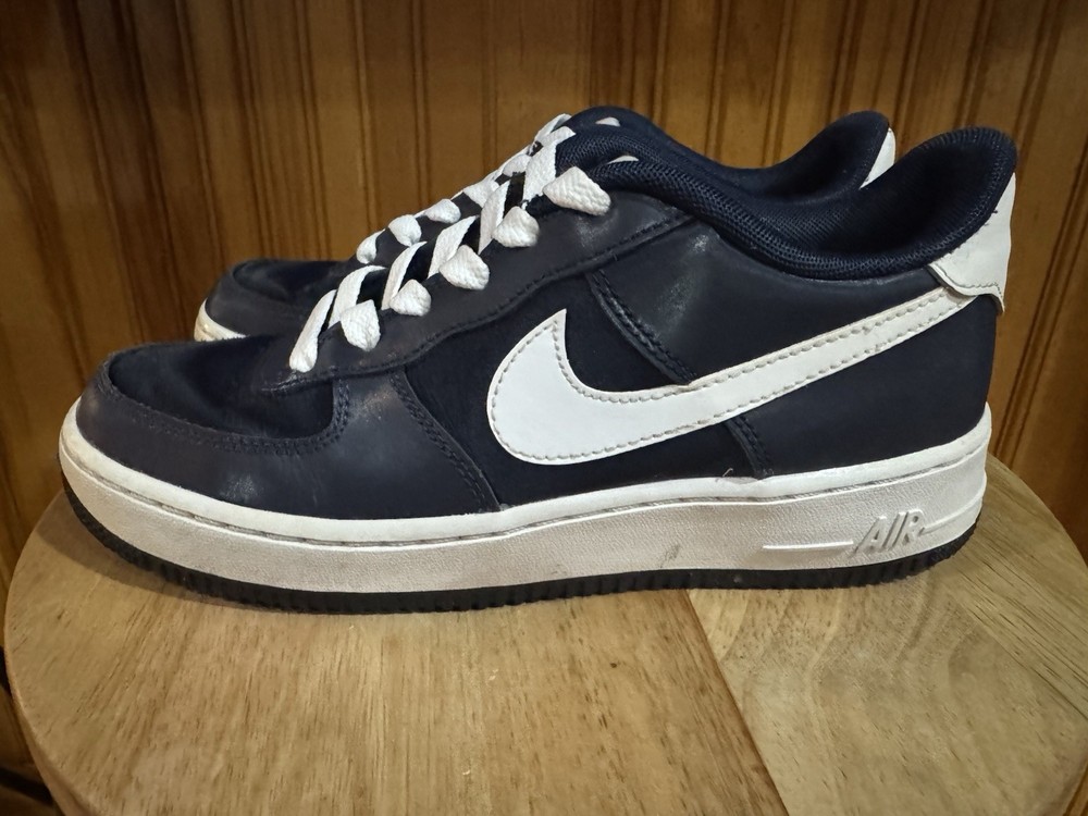 Nike Air Force 1 RARE Valentines Day Obsidian Shoes BQ6980-400 GS Size 6Y/W7.5