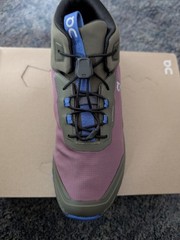 On Cloud Cloud Hero Mid Waterproof 4y Brand New In The Box!!