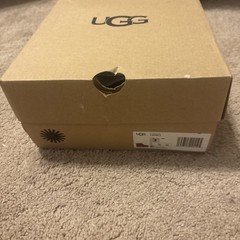 UGG Neumel II Boot Suede Upper 1017320K Chestnut Kids Size 3 Small Glue On Seam