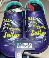 NWT Rugged Shark Big Kids Clogs Boys Size 5 Water Shoes Sandals Sports