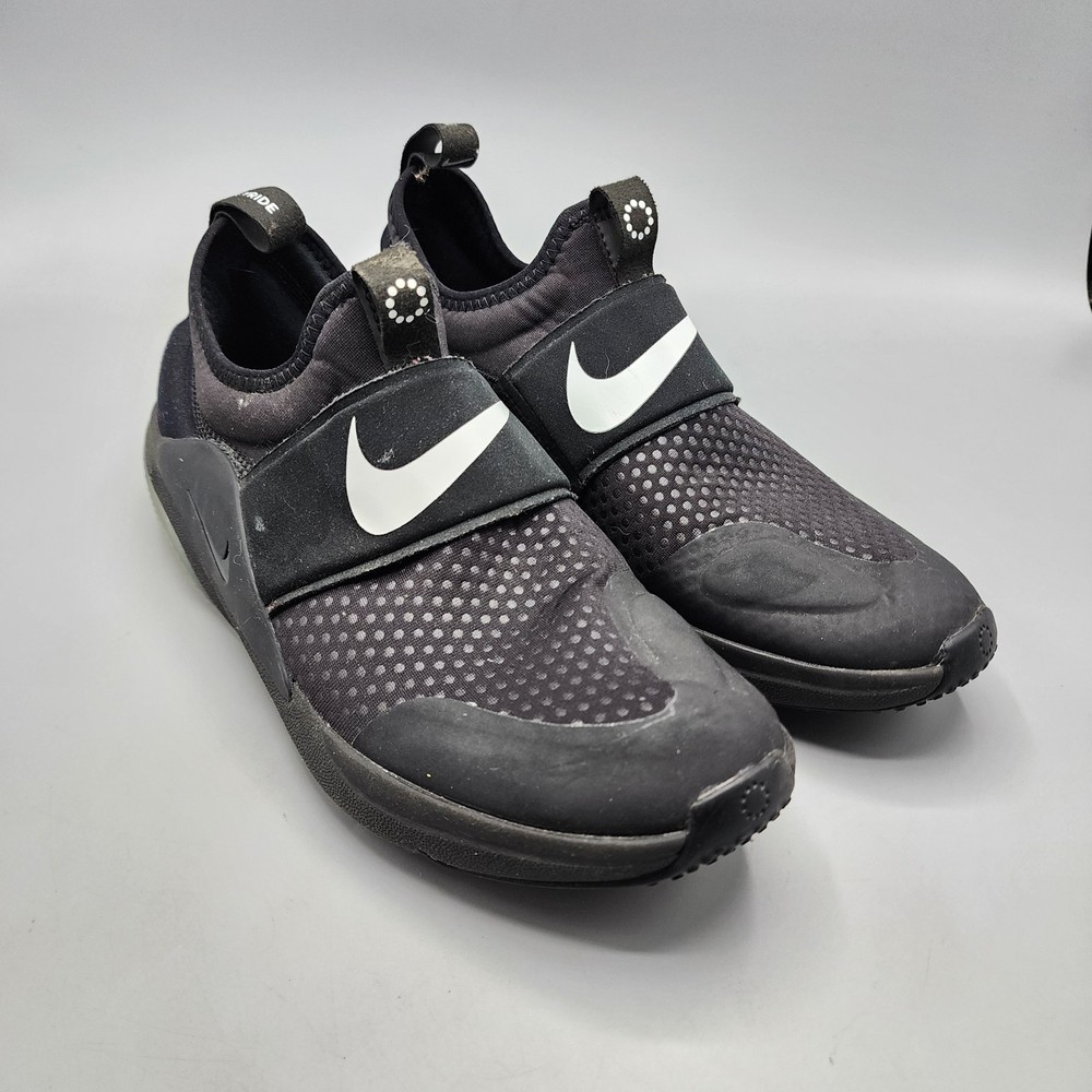 Brand New NIKE JOYRIDE NOVA Running Shoes Size 7Y