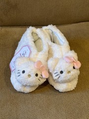 Pottery Barn Kids HELLO KITTY Slippers Size Large 13-2 New w/tags