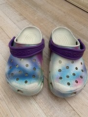 Crocs Clogs Multicolor Perforated Graphic Purple Strap Girls Size J1