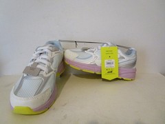 GMG AVIA 5000 Big Kids Breathable Elastic Laces Trainer Sneaker Powder Blue Sz 4