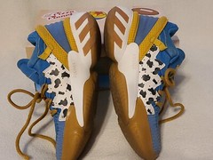 Adidas Donovan Mitchell Kids DON Issue 2J Woody ToyStory Basketball Shoes-Sz 4