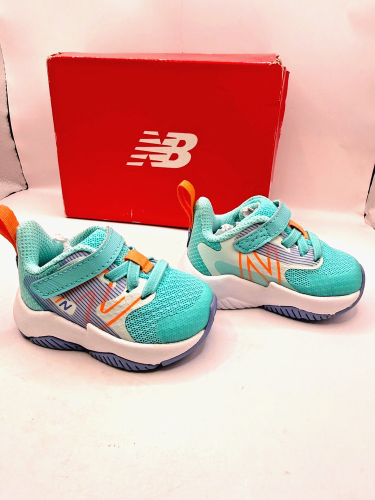 New Balance Kids Rave Run V2 Bungee SIZE 2 INFANT