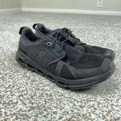 On Running Shoes Youth Size 6.5 Black Mesh Cloud Tec Athletic Sneakers Gym