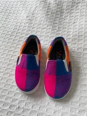 Xibany Original Canvas Slip-On Sneaker, Preteen, Orange/Blue/Pink/Green – Size 6